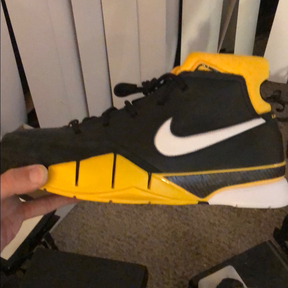 Kobe bryants1 protro